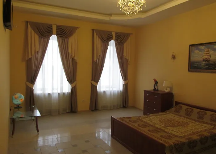 Rishelyevskiy Apartment *